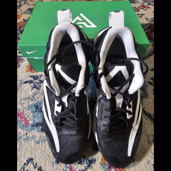 Nike Giannis Immortality 3 Basketball DZ7533 003 Men's 10 - Picture 5 of 10